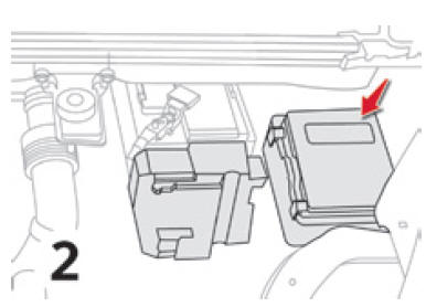 Un boîtier supplémentaire est situé devant la